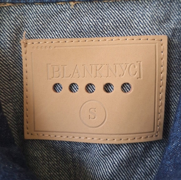 Blank NYC Dark Blue Denim Long Sleeve Distressed Women's Jacket Size S NWT - Picture 3 of 11